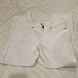 Lane Bryant high rise straight white jean size 16